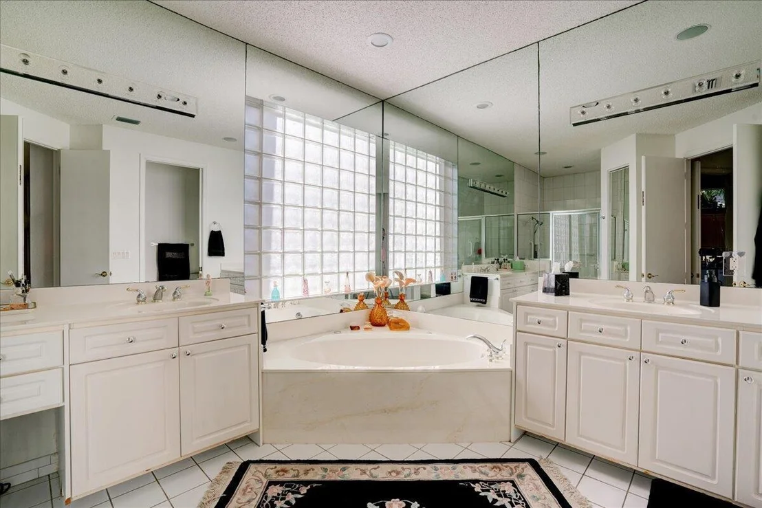 Photo of 4686 Hazleton Lane