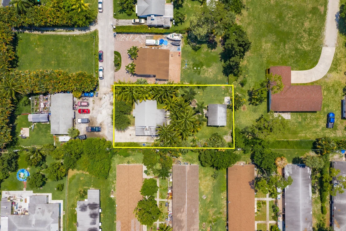 Photo of 2729 Helyn Road