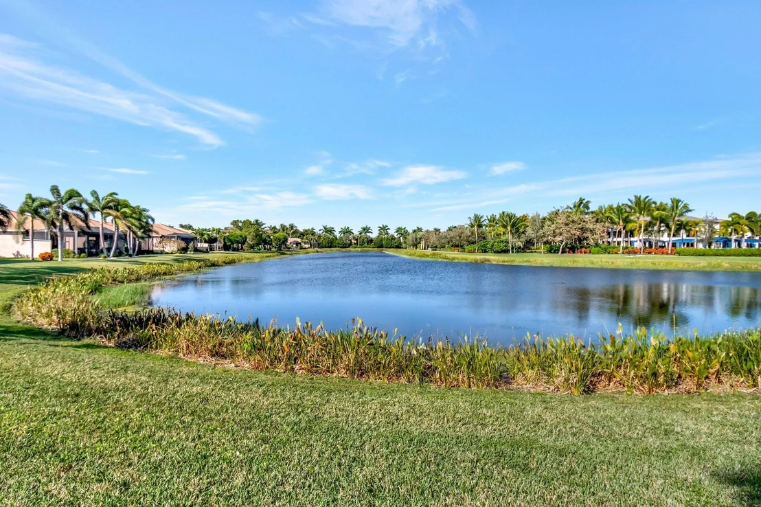Photo of 12396 Cascade Valley Lane