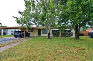 Photo of 1308 Crest Drive