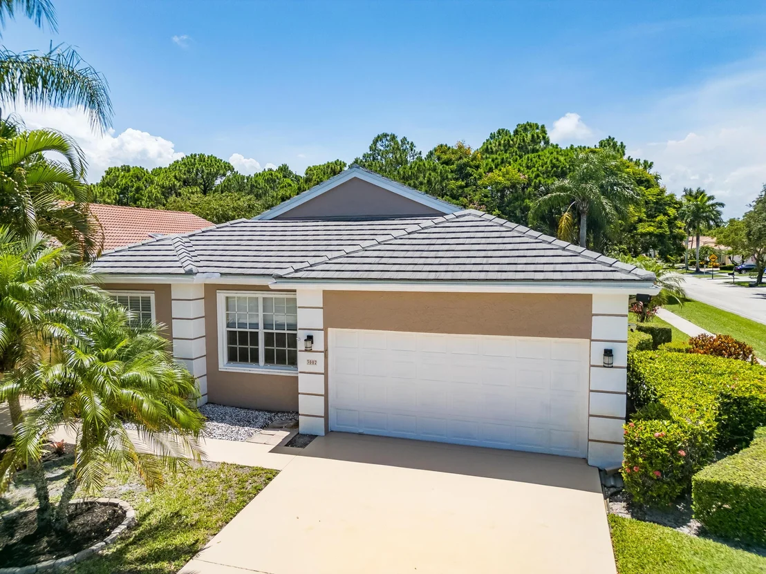 Photo of 3002 SE Brierwood Place