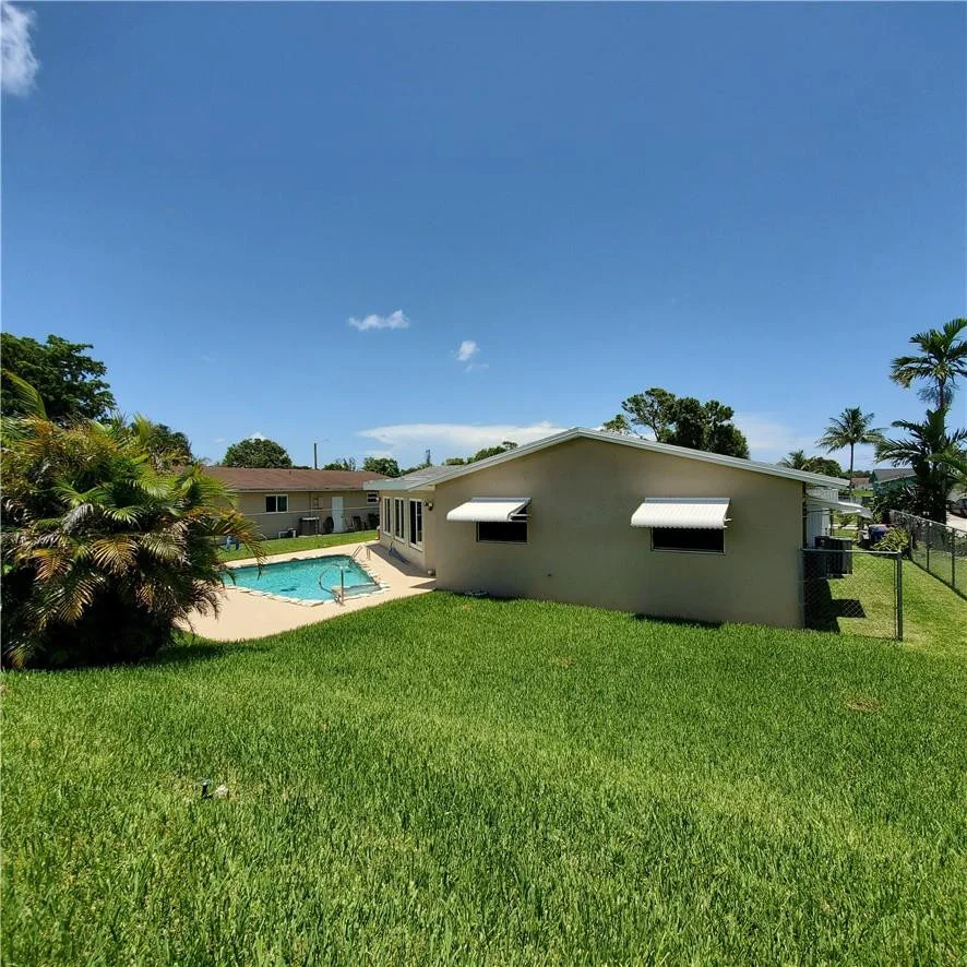 Photo of 705 NW 80th Terrace