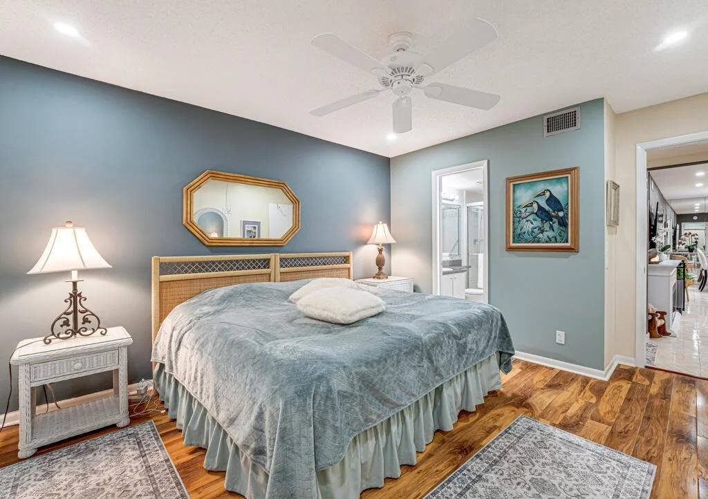 Photo of Unit C2 at 202 Pine Hov C2 Circle