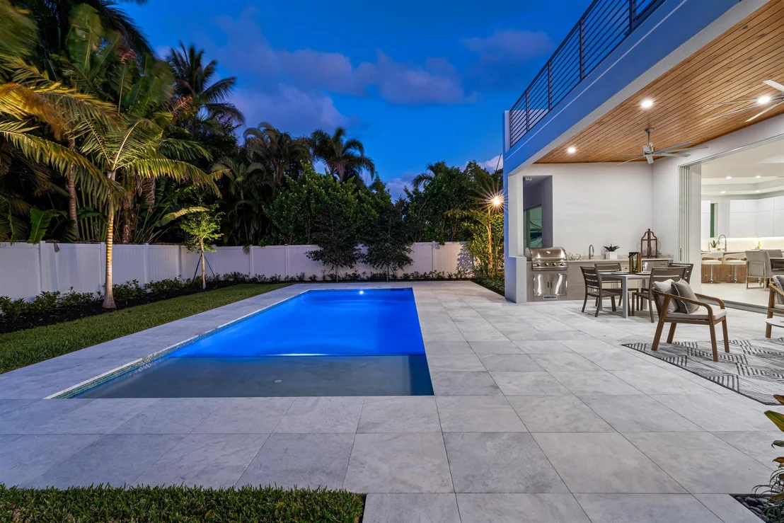 Photo of 417 Lake Drive
