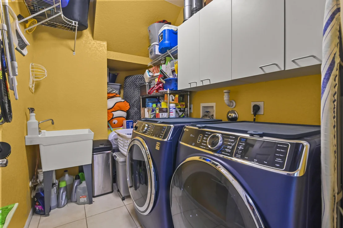 Photo of 7877 Springvale Drive