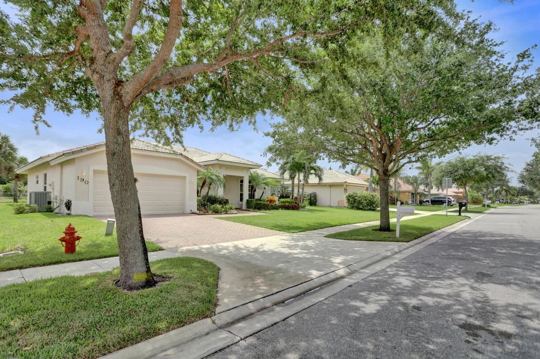 Photo of 190 Cypress Trace