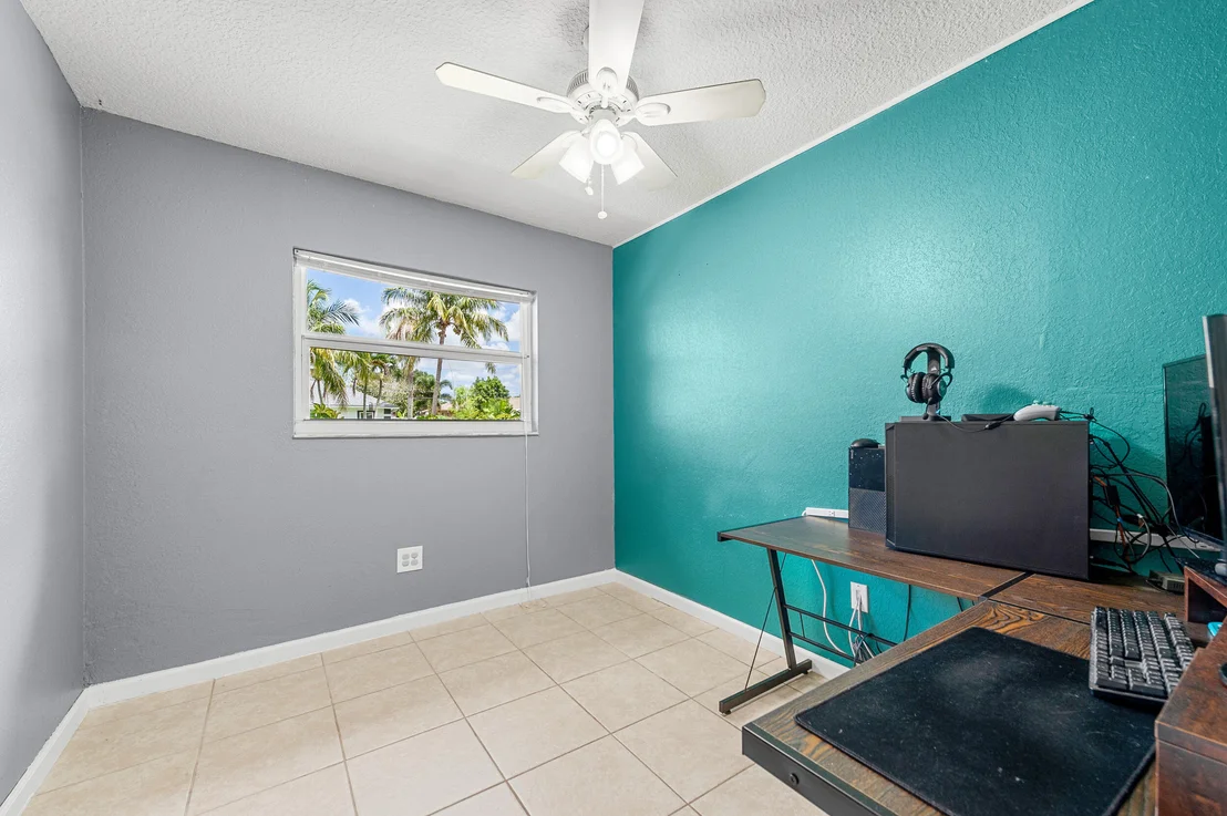 Photo of 9182 Lantern Drive