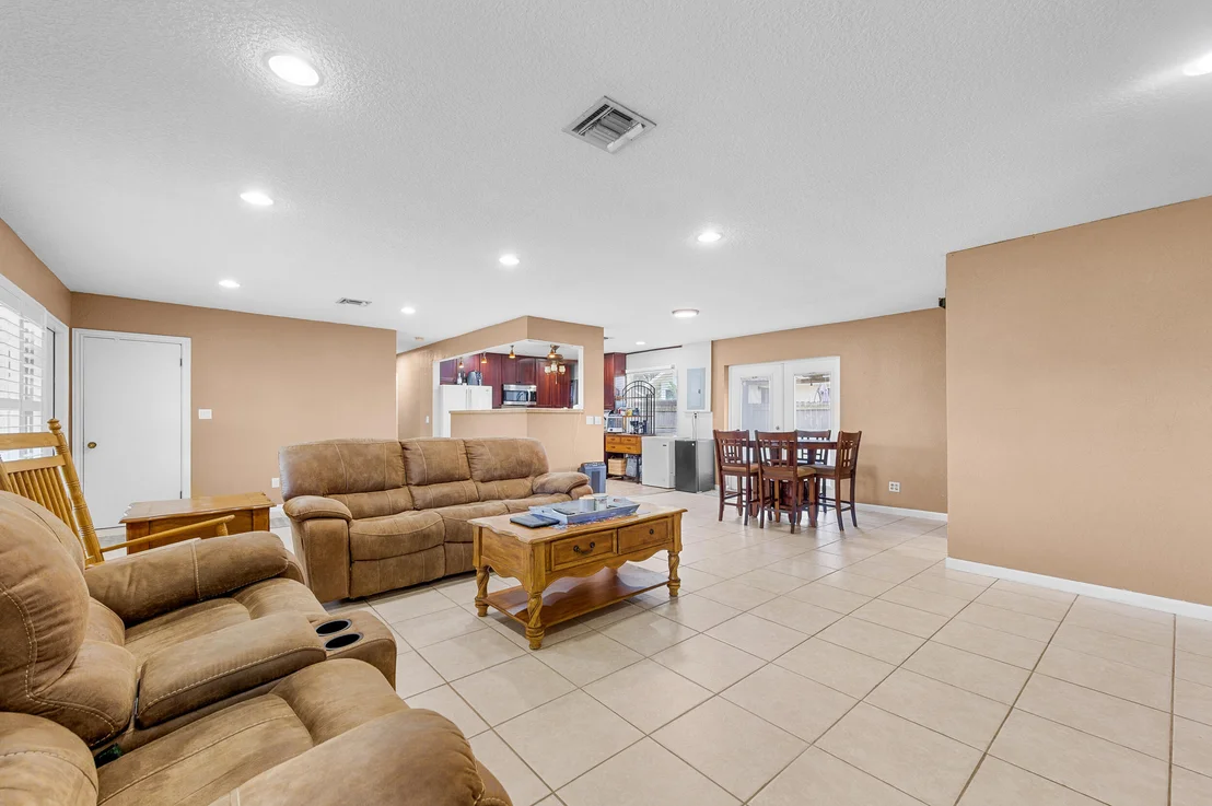 Photo of 9182 Lantern Drive