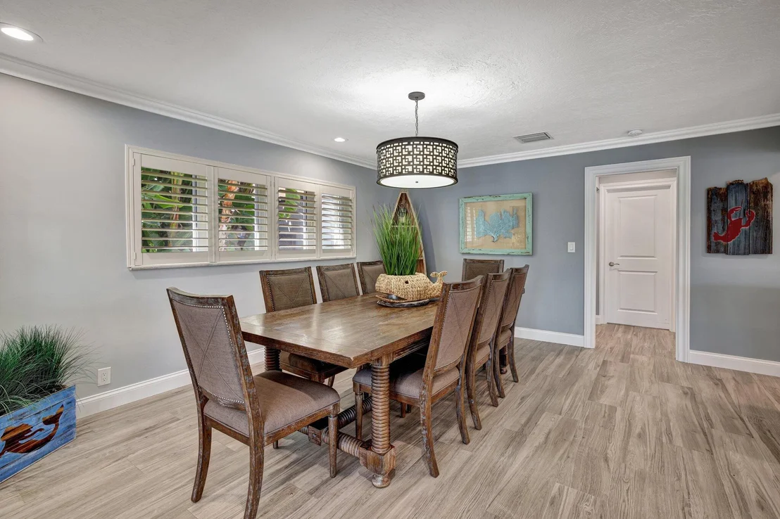 Photo of 330 SE 16th Avenue