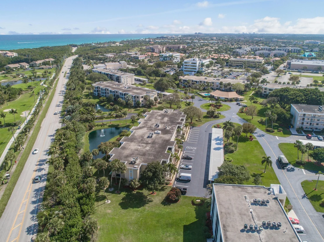 Photo of Unit 209A at 300 N Highway A1a