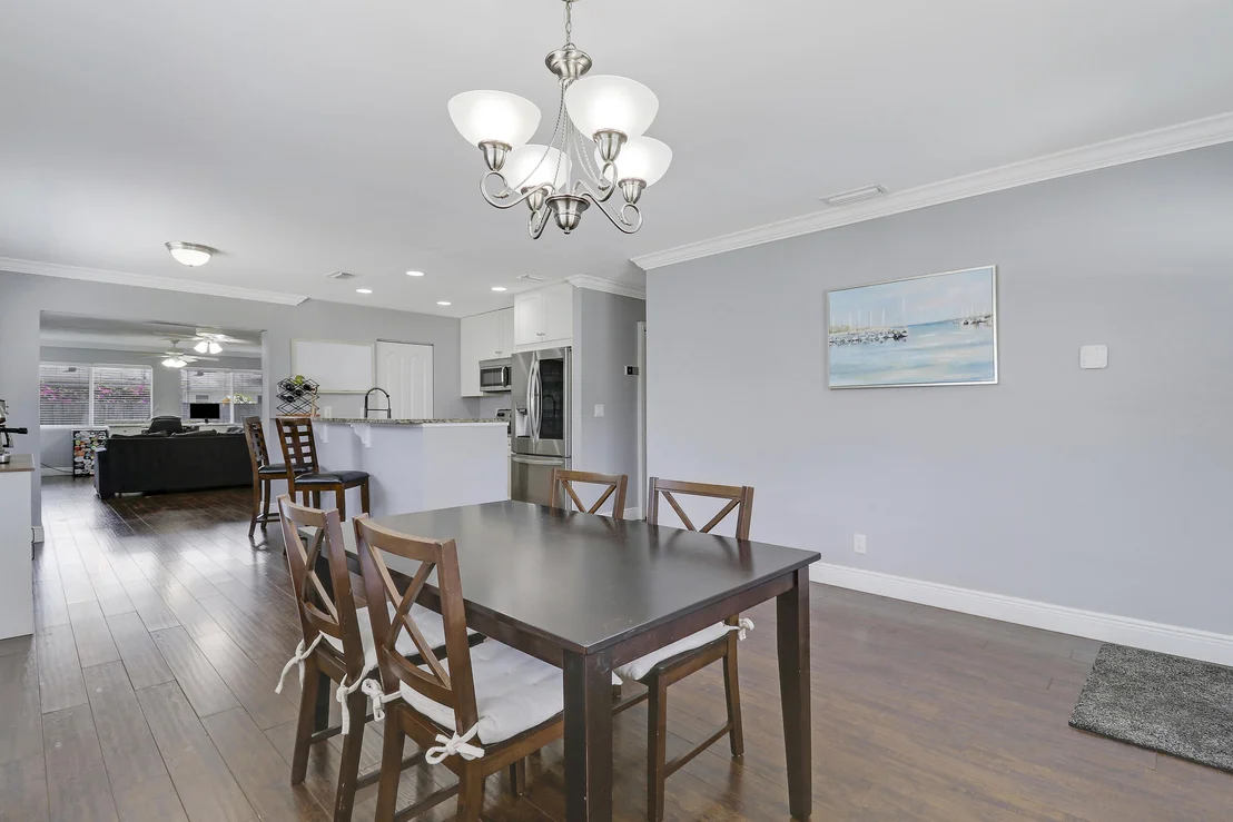 Photo of 532 Riverside Drive