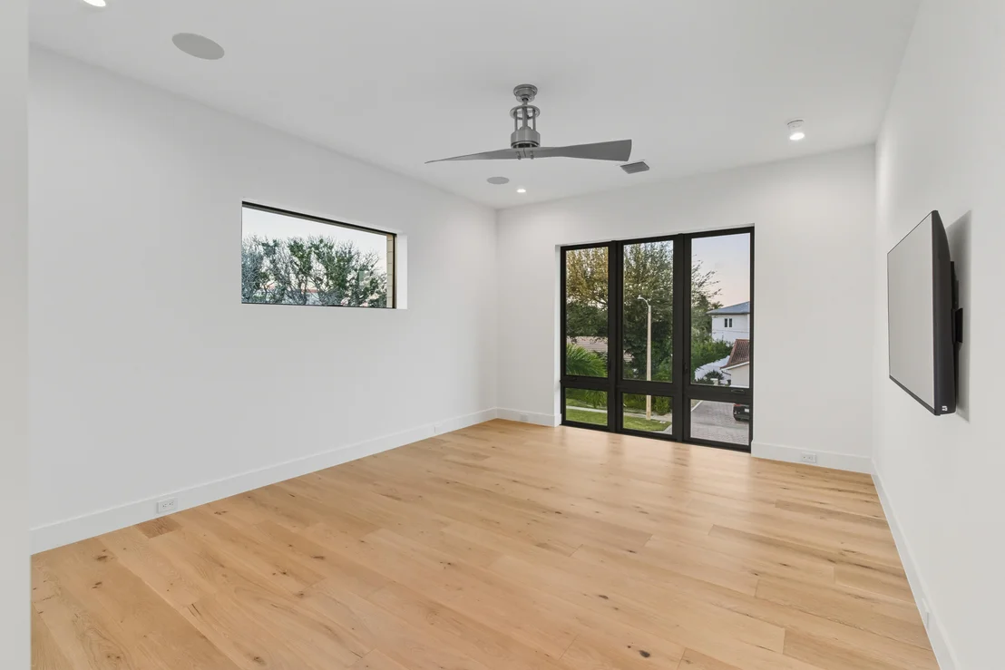 Photo of 334 NE 3rd Street