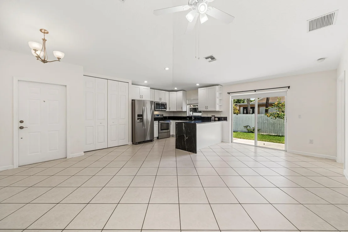 Photo of 6196 Azalea Circle