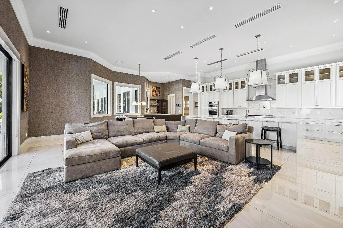 Photo of 6773 Boniello Drive