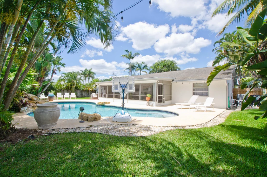 Photo of 11606 Sanderling Drive