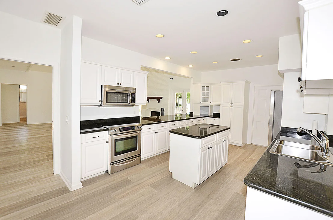 Photo of 1124 Indian Mound Trail
