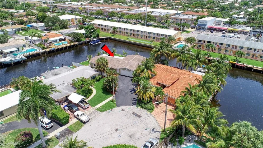 Photo of 1350 SE 3rd Way