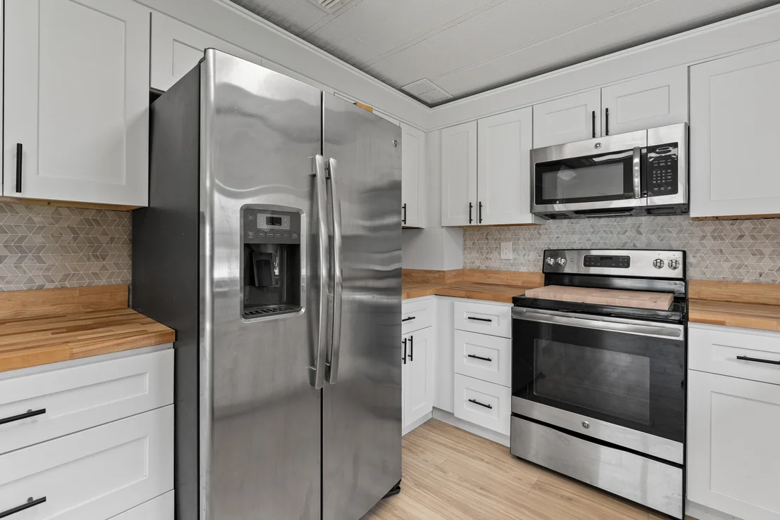 Photo of 2659 SW MONARCH Trail