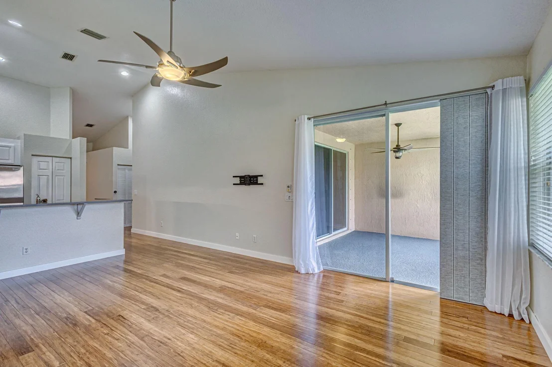 Photo of 386 Coral Trace Lane