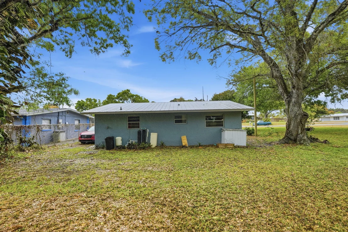 Photo of 601 Russ Road