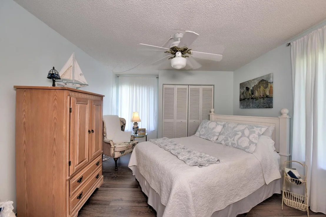 Photo of Unit F5 at 150 Pineview F5 Road