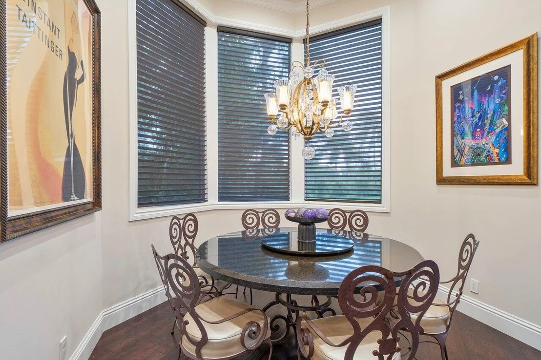 Photo of 5818 Windsor Terrace