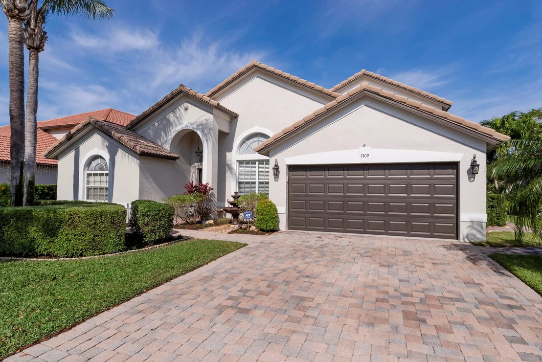 Photo of 7409 Serrano Terrace