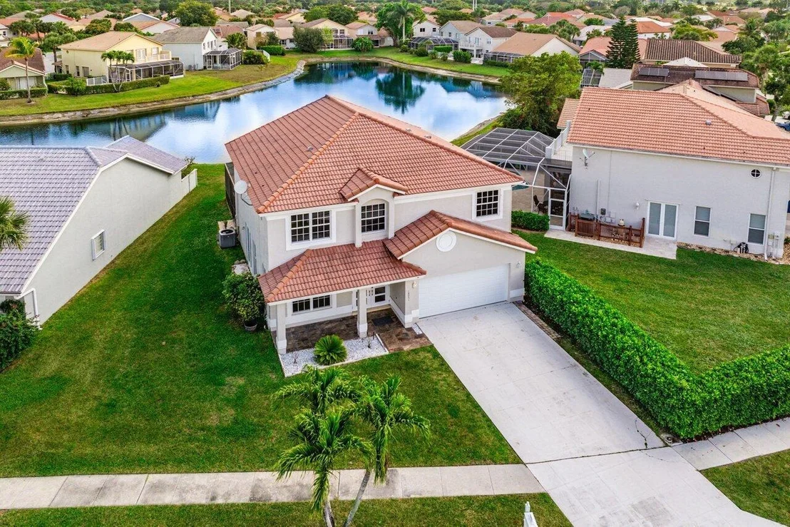 Photo of 18051 Clear Brook Circle