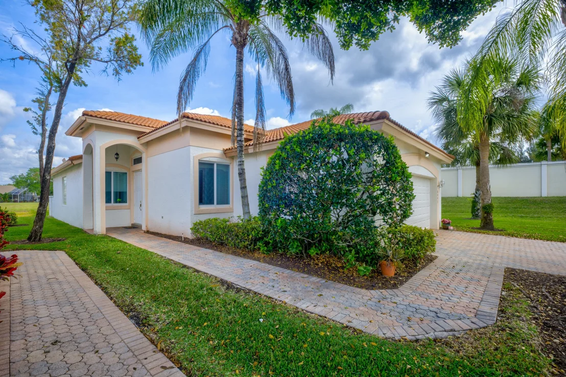 Photo of 8047 Brindisi Lane