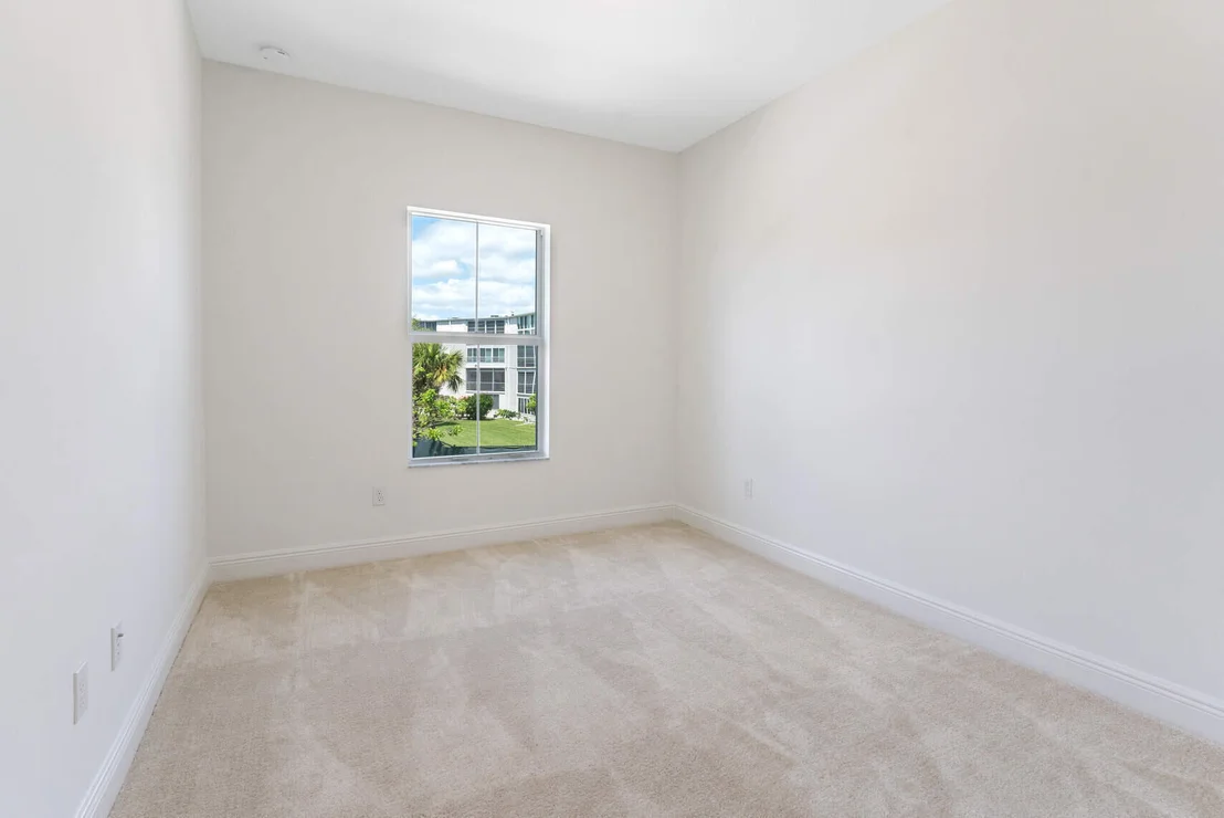 Photo of 552 Sanderling Circle