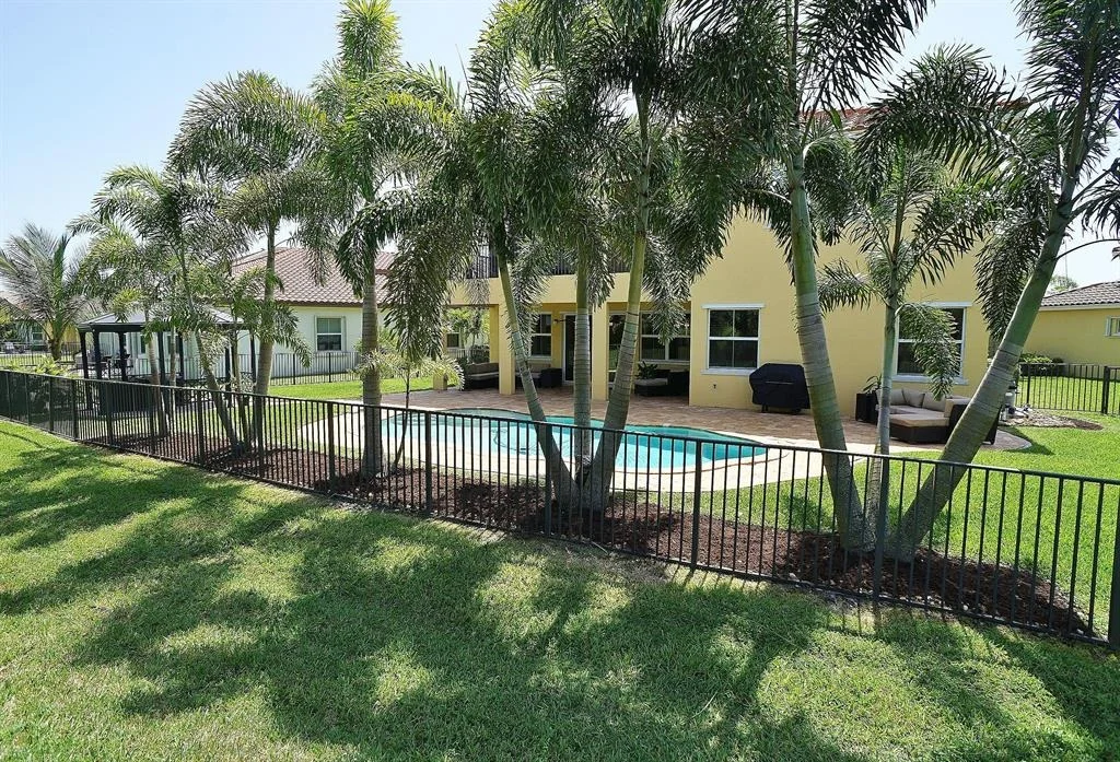 Photo of 2596 Cooper Way