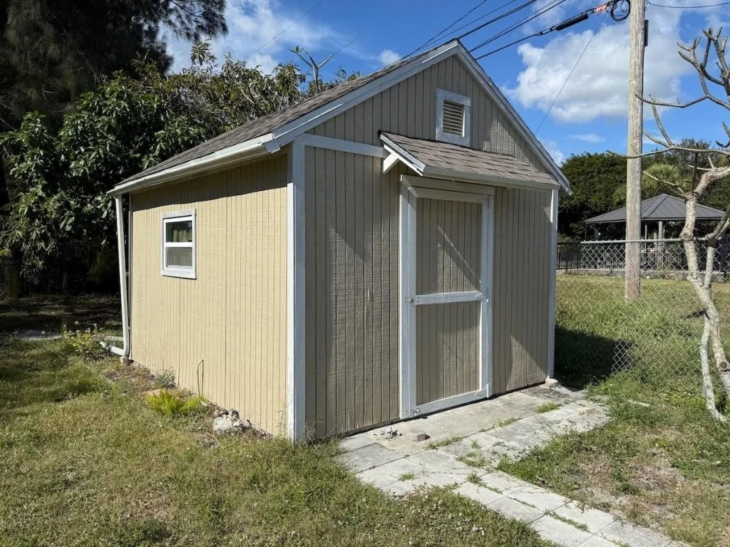 Photo of 2000 Seminole Boulevard
