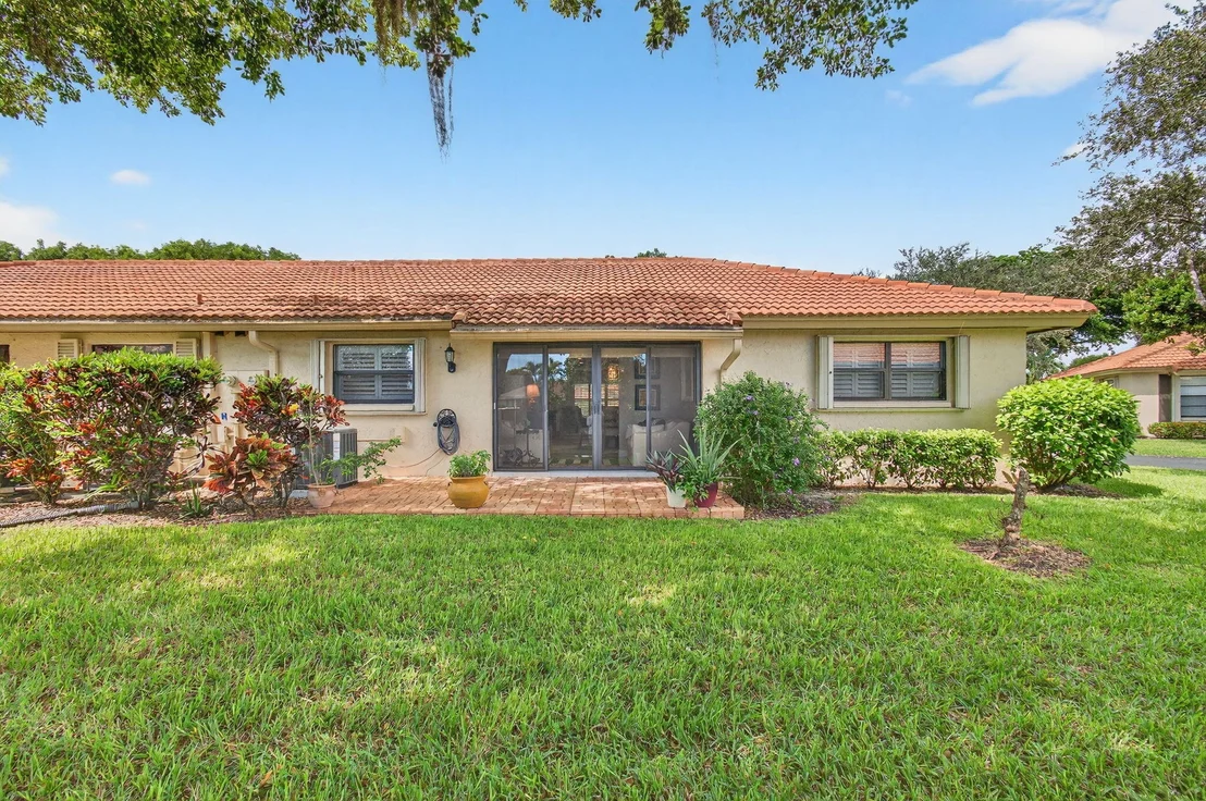 Photo of Unit A at 4555 Apple Tree Circle