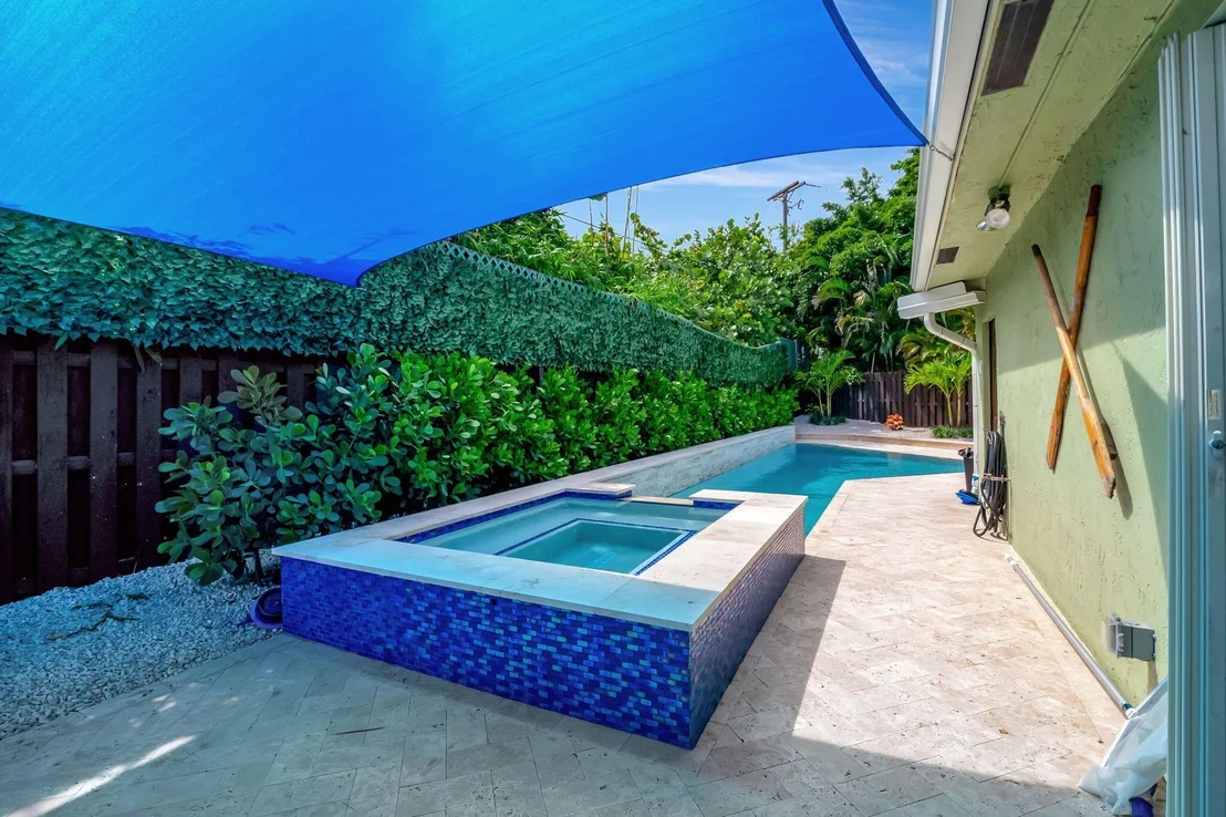 Photo of 737 NW 3rd Avenue