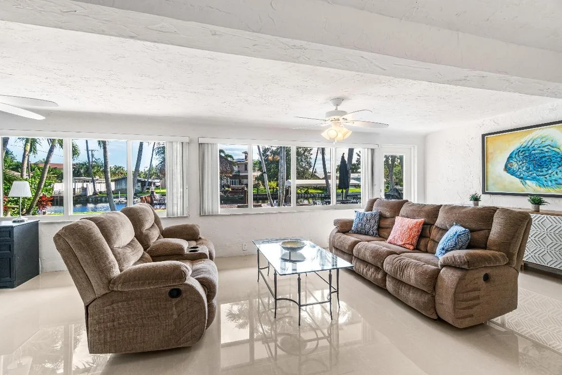 Photo of 2815 Cormorant Road
