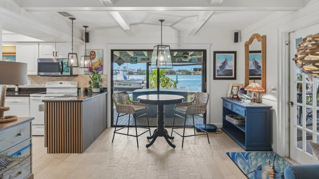 Photo of 1305 Peninsular Road