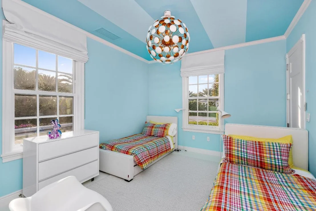 Photo of 631 Island Drive