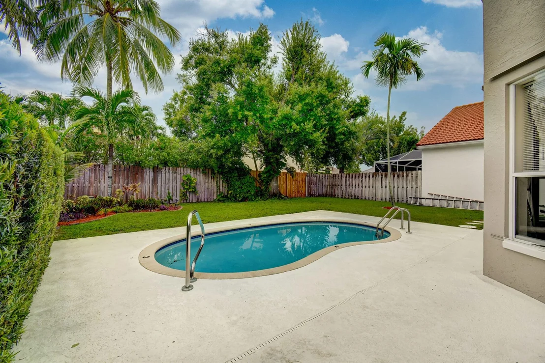 Photo of 7585 Thornlee Drive