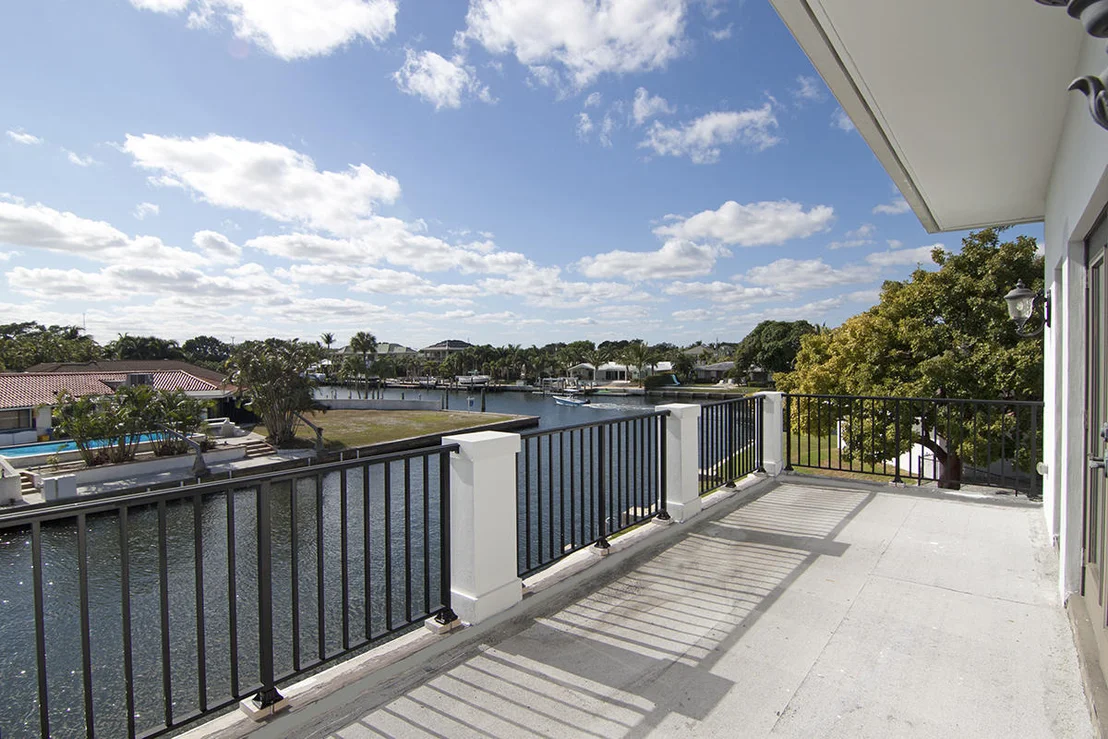 Photo of 648 Riverside Road