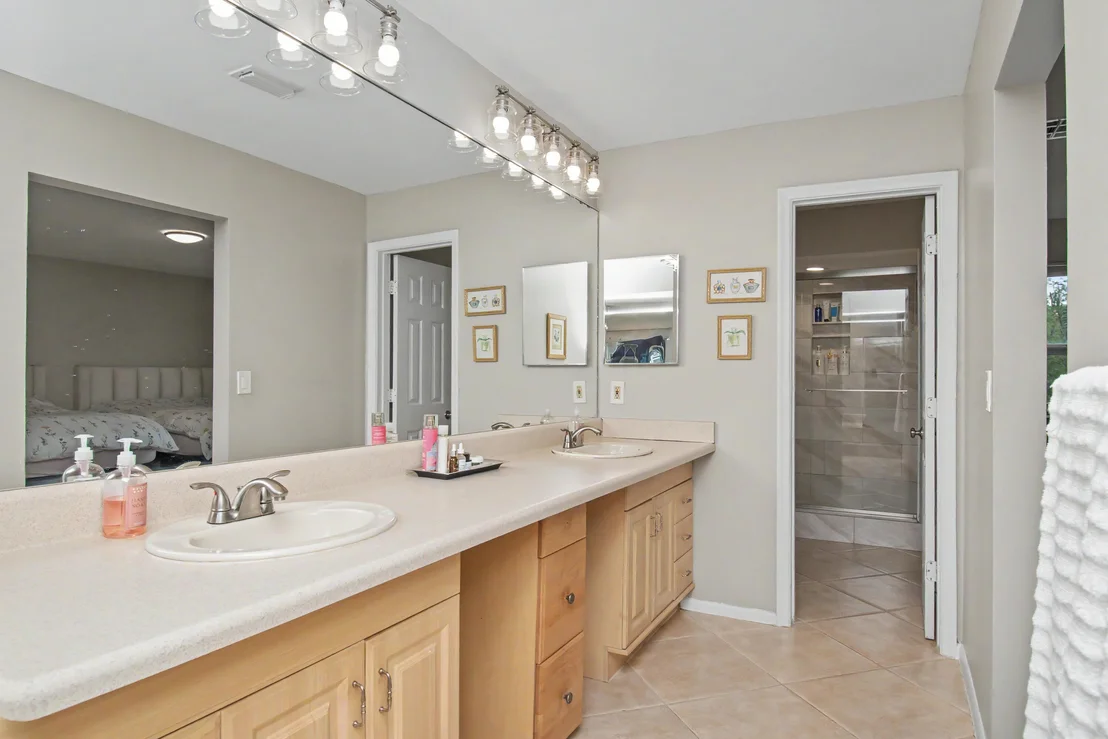 Photo of 6458 Pond Apple Road