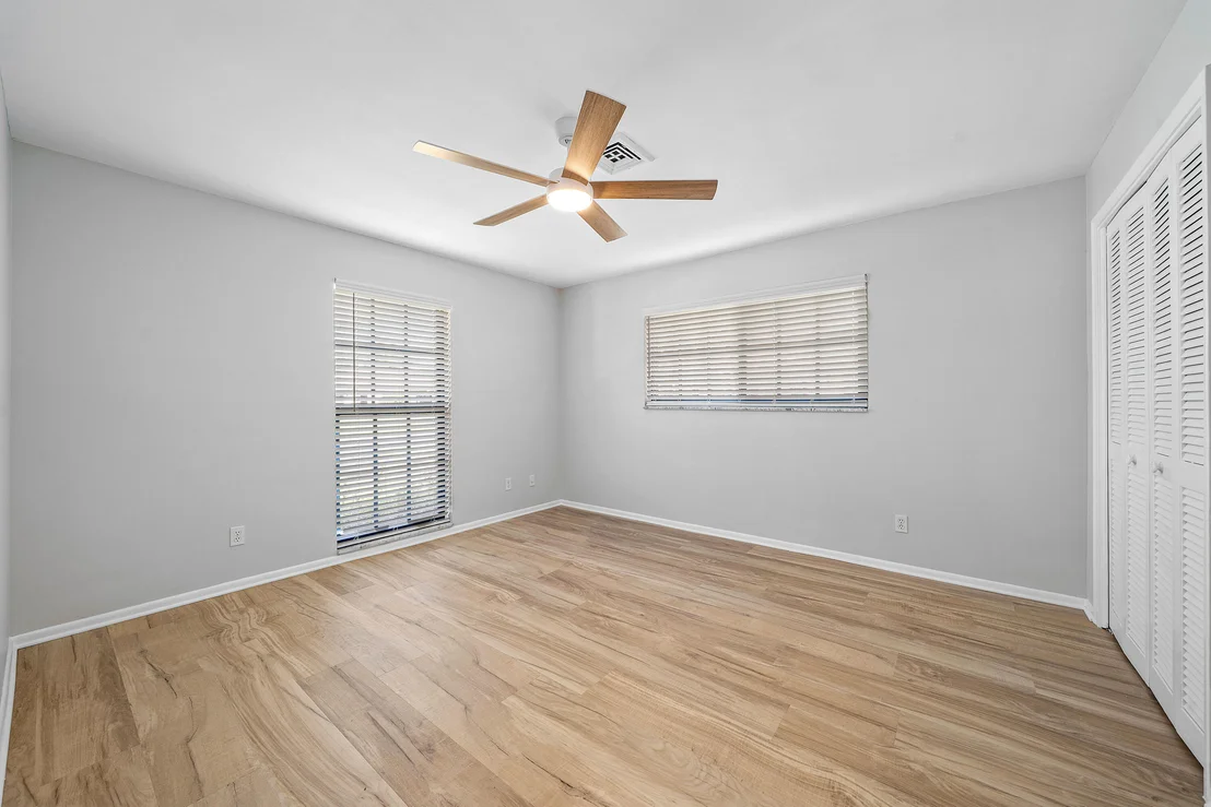 Photo of 433 Pine Villa Drive