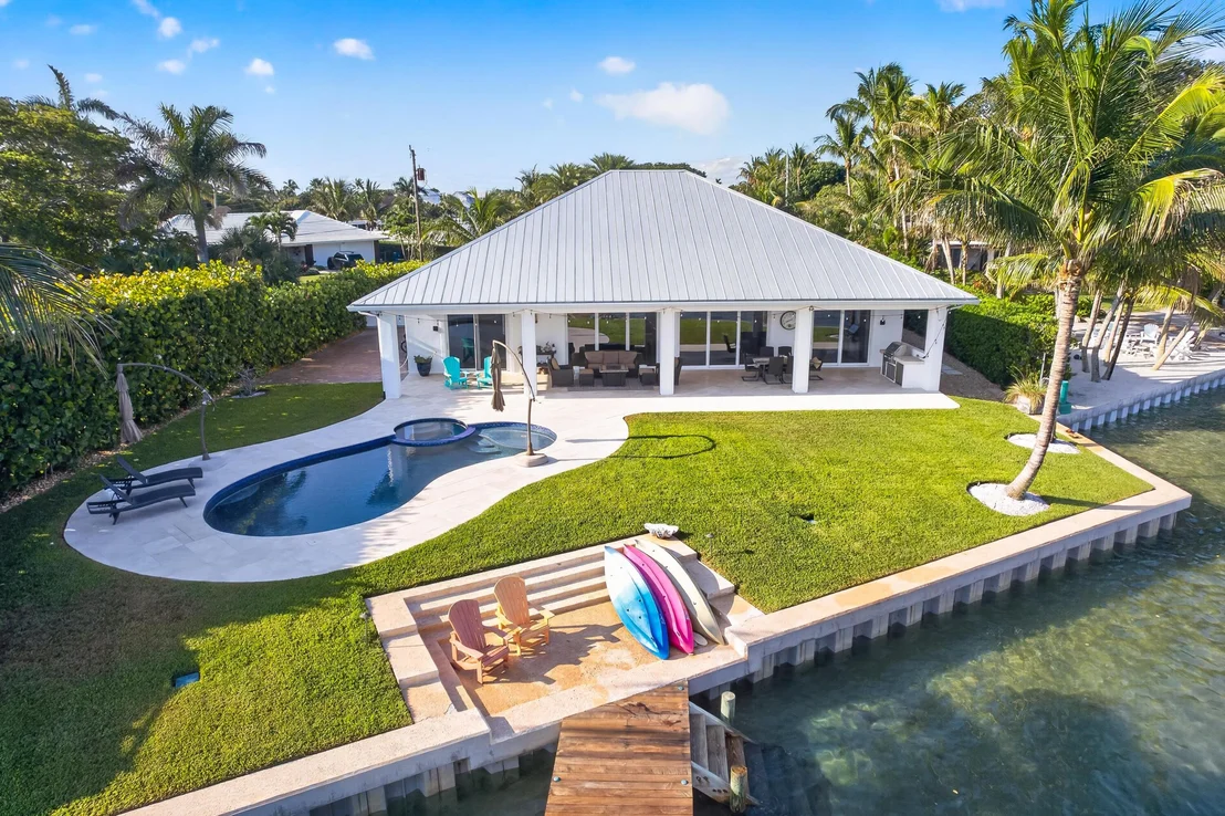 Photo of 954 Dolphin Court