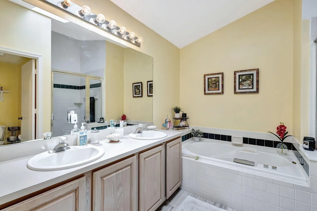 Photo of 5297 Fox Trace