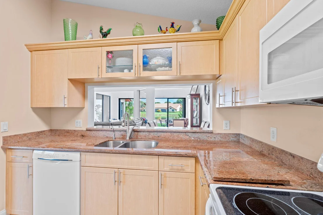 Photo of 8486 Heather Place
