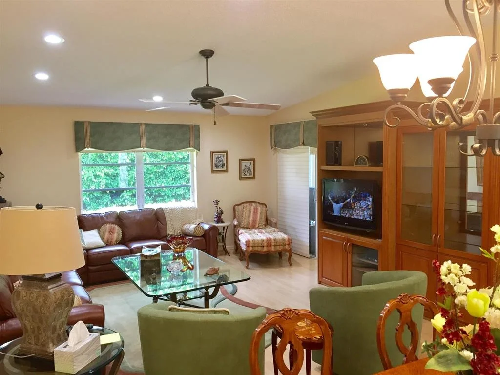 Photo of 6456 Mill Pointe Circle