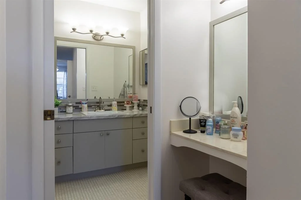 Photo of Unit C at 5021 Nesting Way
