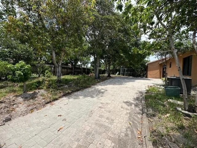 Photo of 7467 Pinedale Drive