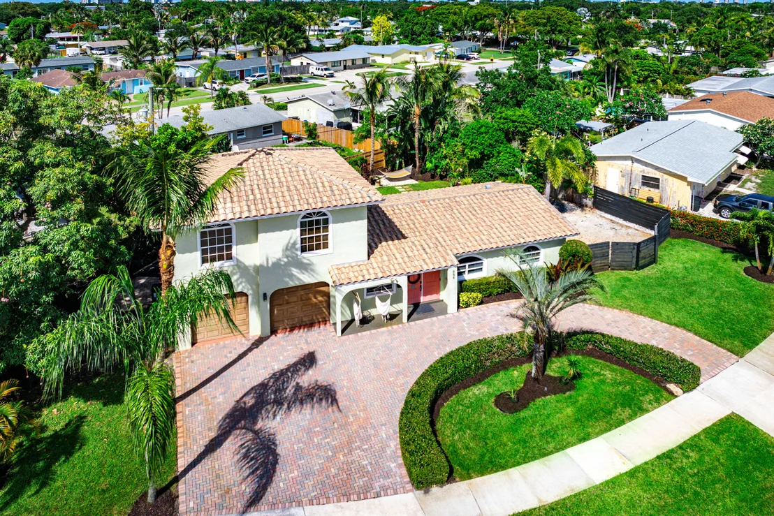 Photo of 968 Laurel Road