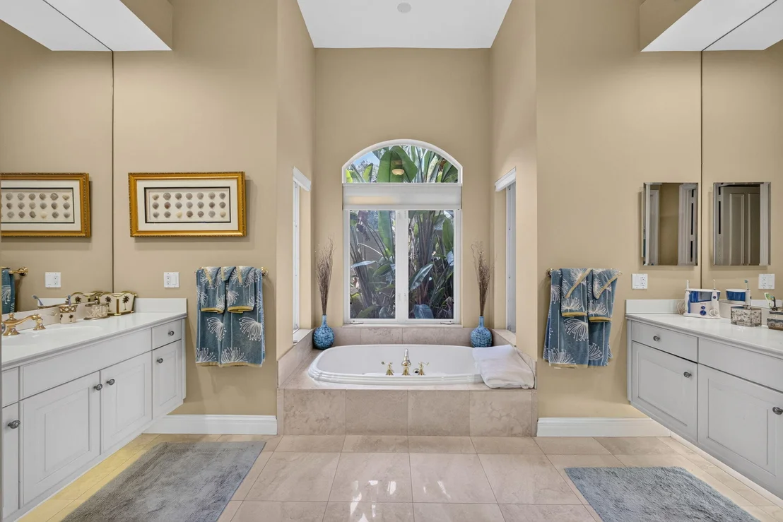 Photo of 2773 Tecumseh Drive