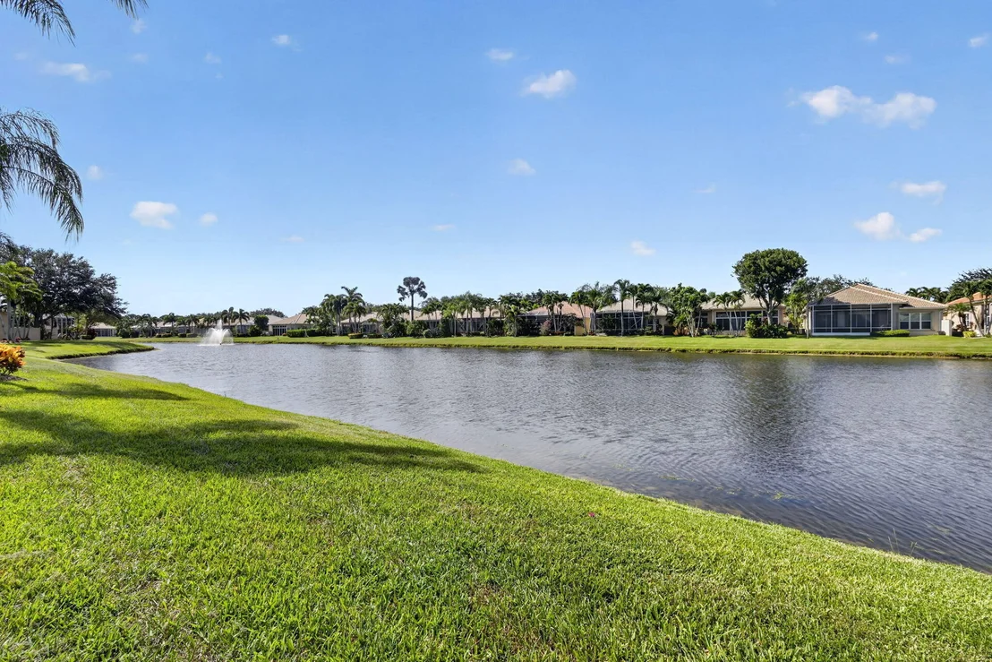 Photo of 7067 VENETO Drive